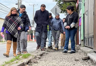 Avanzan obras de reposición de veredas en sector El Vaticano de Curicó