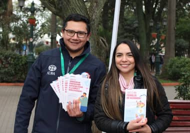 Seremi de Desarrollo Social y Familia difunde programa de Familias de Acogida en Curicó