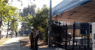 Hombre intenta suicidarse en local de votación de Lo Espejo