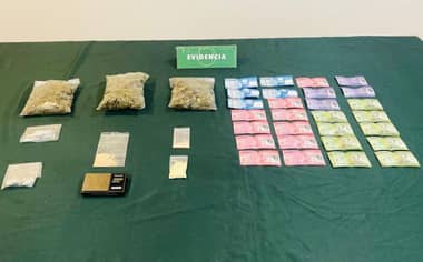 Carabineros incautó drogas y detuvo a sujeto por tráfico en la Población José Olano Arismendi de Curicó