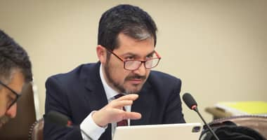 Diputado Rey pide acelerar proyectos viales en Curicó y critica desigualdad de inversión regional