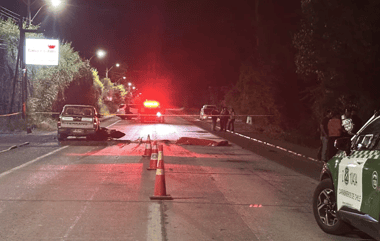 Motorista de 26 años falleció tras colisionar con una camioneta en la Ruta J-60