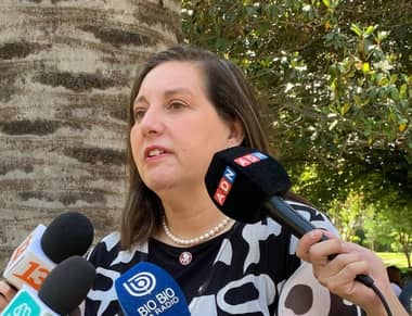Senadora Vodanovic pidió fiscal con dedicación exclusiva para caso de concejala desaparecida en Villa Alegre