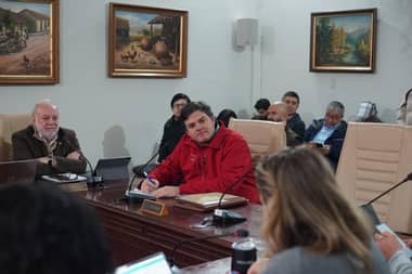 Presidente de la Asociación Chilena de Municipalidades visitó Curicó