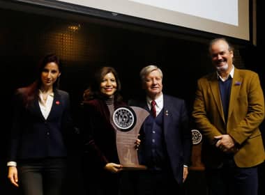Curicó recibe sello “Vendimia de Chile” proyectándose como referente del enoturismo nacional