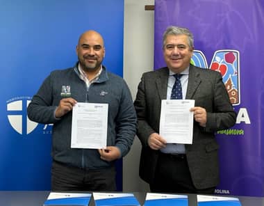 Municipio de Molina firmó convenio con Centro de Formación Técnica San Agustín