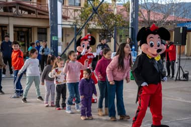 Rauco celebra el "Mes de la Niñez y la Juventud" con show en sector Palquibudi