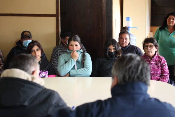 Autoridades rauquinas se reunieron con vecinos para solucionar falta de agua