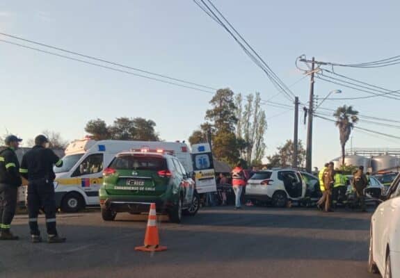 Choque frontal dejó dos conductores heridos en cruce de Santa Rosa en Sagrada Familia