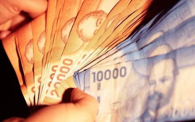 Abogados defensores de curicana imputada por estafas apuntan a extradición improcedente