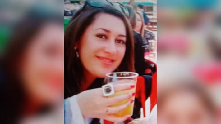 Curicana acusada de millonarias estafas fue detenida en España