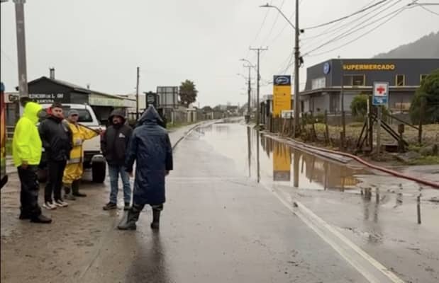 Disputa entre privado y Vialidad causa inundaciones en Licantén: alcalde lamentó limitaciones para intervenir