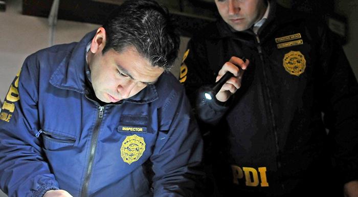 Detienen a dos mujeres asociadas a estafas en Molina