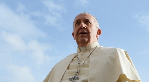 Papa expulsó a sacerdote chileno involucrado en abusos sexuales