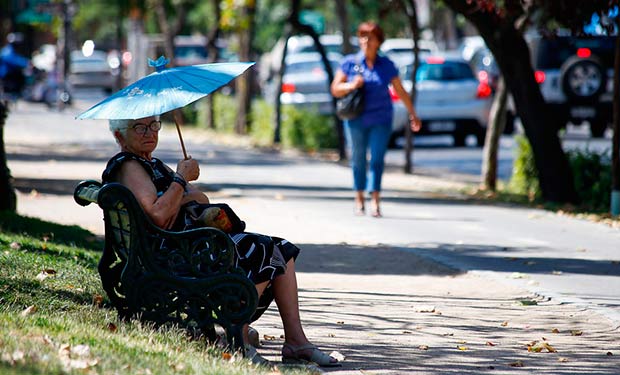 Meteorología alerta ola de calor en la zona central del país