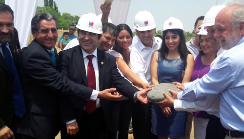 Ponen primera piedra de jardín infantil y sala cuna de Don Sebastián de Rauquén
