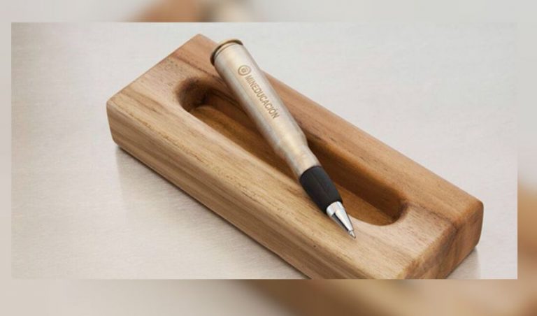 La paz en Colombia se podría firmar con un 'balígrafo'