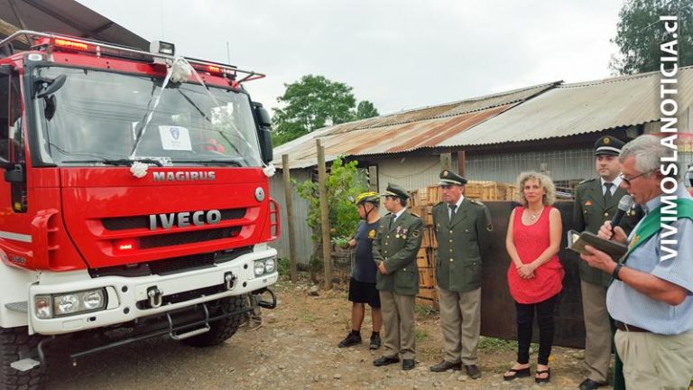 [FOTOS] Pichingal recibe carro-bomba forestal