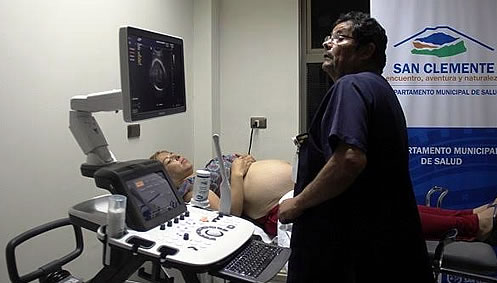 Cesfam de San Clemente cuenta con nuevo ecógrafo para pacientes