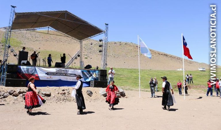 Masivo encuentro chileno-argentino en el Paso Vergara