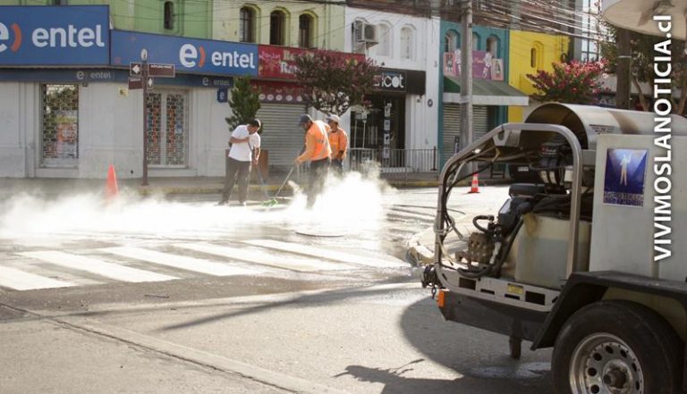 Realizan limpieza de pasos peatonales de San Javier
