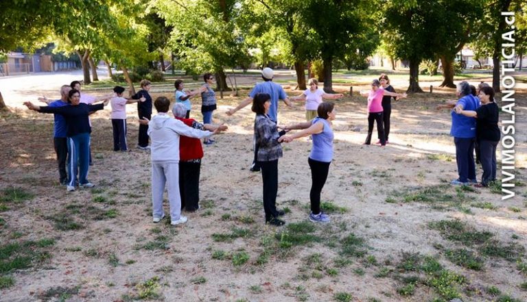 Adultos mayores de Molina viven un verano lleno de actividades