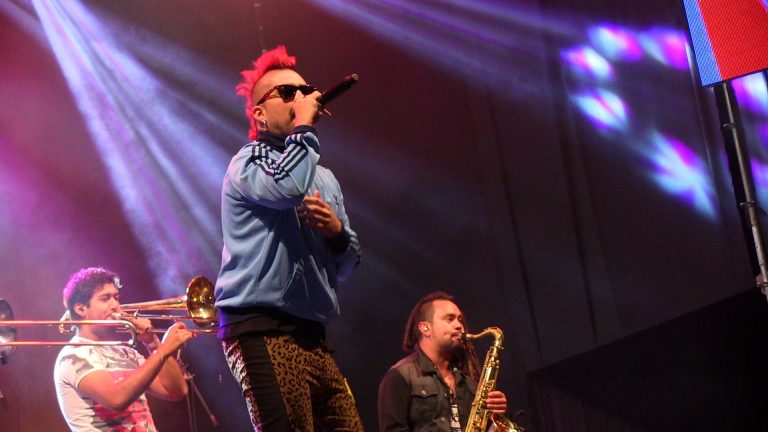 [FOTOS] "Tomo Como Rey" hizo bailar a los curicanos