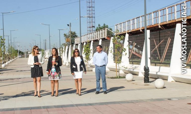 Recepcionan obras de remodelación del Estadio de Linares