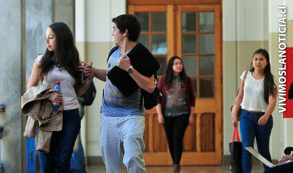 Mineduc detecta que se asignó gratuidad por error a estudiantes