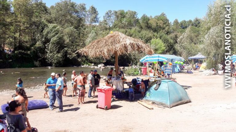 Familias curicanas disfrutaron del balneario municipal de Potrero Grande