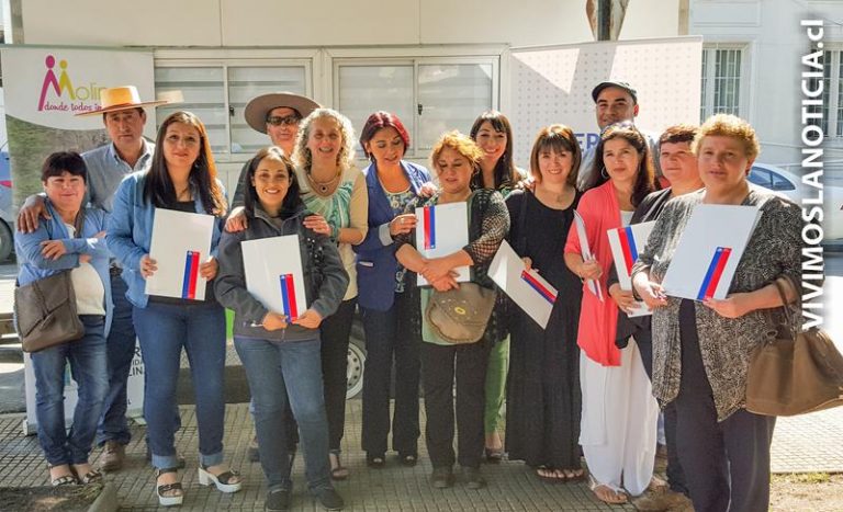 Entregan subsidios a 30 familias molinenses