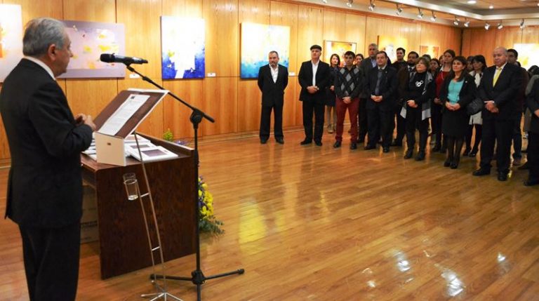 Presentan novedoso catálogo de pinacoteca universitaria