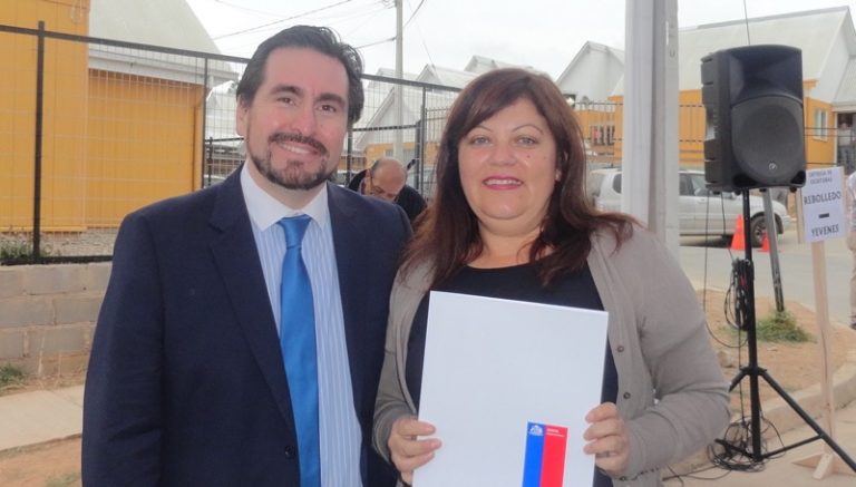 75 familias cauqueninas recibieron sus escrituras