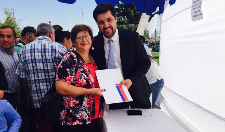 Masiva entrega de subsidios de protección del patrimonio familiar