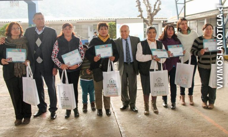 Familias rauquinas participaron en charla de eficiencia energética