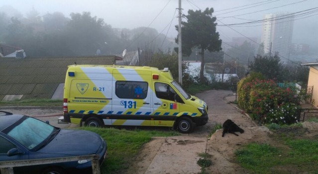 Madre e hijo mueren electrocutados al tratar de salvar a su perro