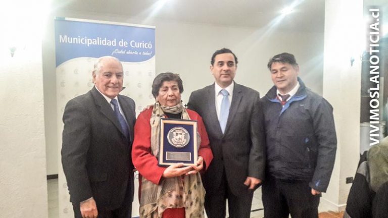 Municipio celebró a los comerciantes curicanos