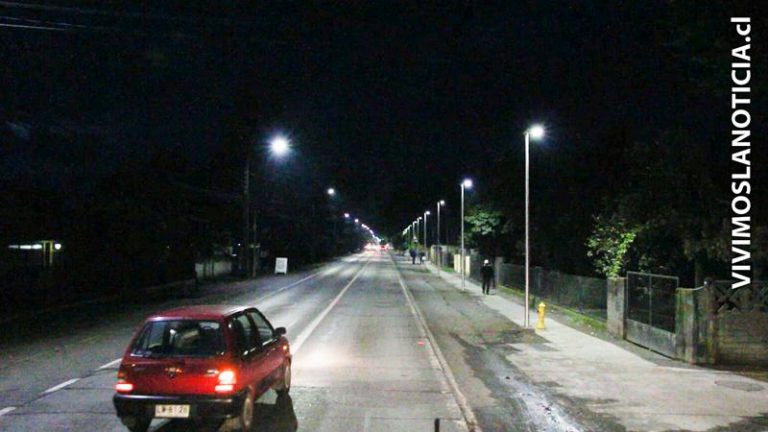 [FOTOS] Inauguran “iluminación segura” en población Santa Amalia de Lontué