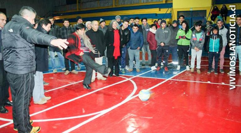 Inauguran los juegos deportivos de invierno de Teno
