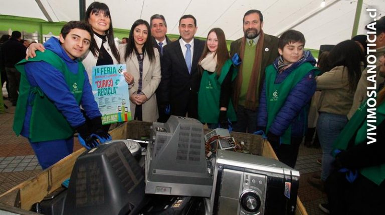 Exitosa 1ra jornada de la feria de reciclaje electrónico en Curicó