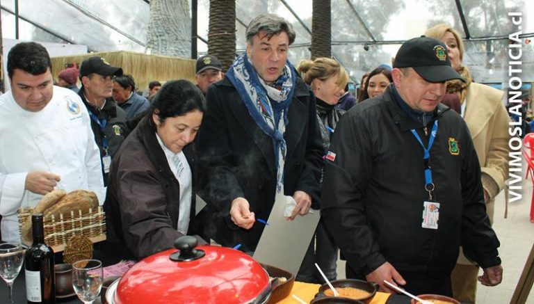 Chef internacional Yann Yvin destaca Feria de Cazuelas y Caldillos de Curicó