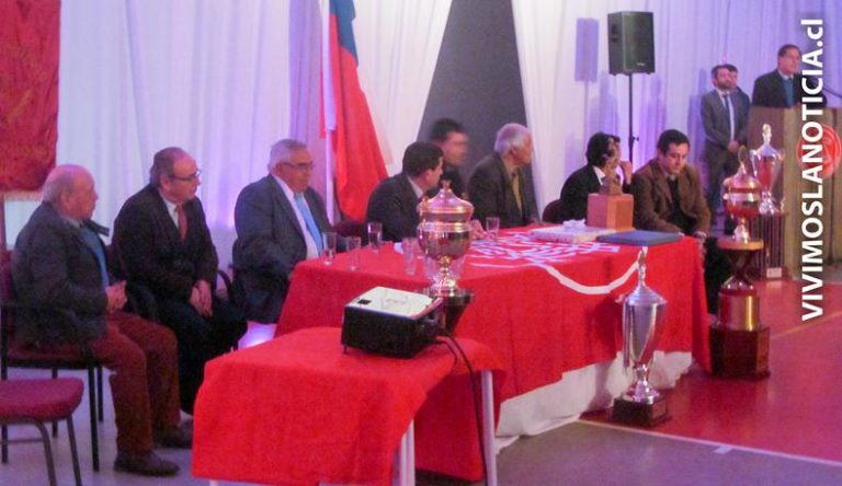 Atlético Comercio conmemora su centenario (1916-2016)