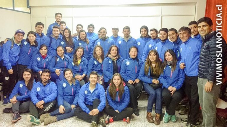 Corporación de Deportes uniformó a sus monitores