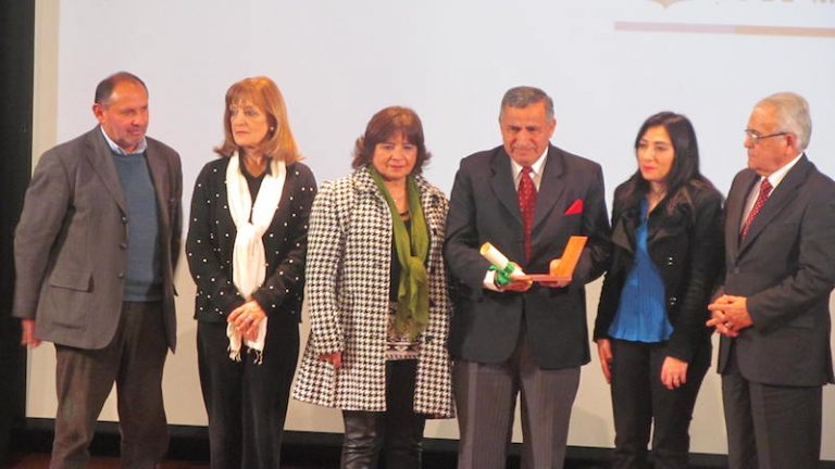 [FOTOS] Día de la región reconoció a sus constructores