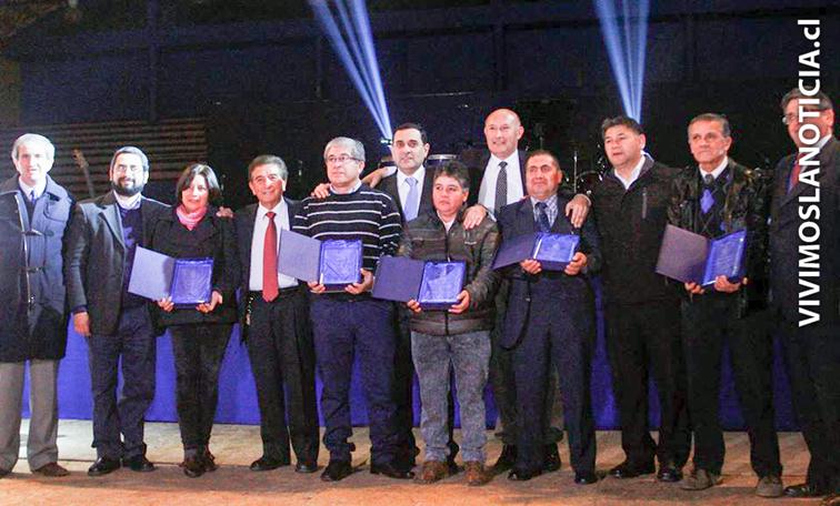 Emotiva celebración del día del dirigente en Curicó