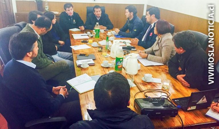 Revisaron cartera de proyectos sociales para Vichuquén