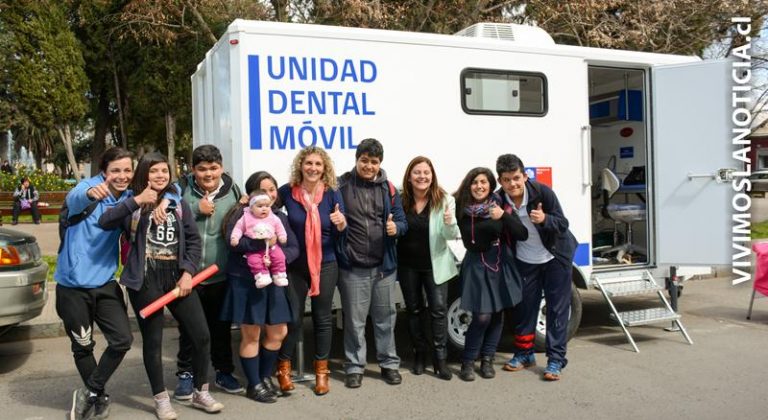 Molina recibe moderno módulo dental para atención de jóvenes
