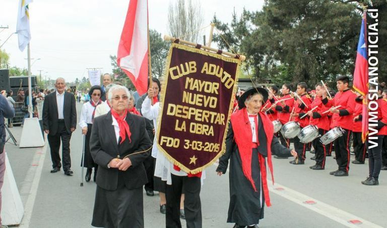 Vecinos de La Obra vibraron con desfile de fiestas patrias