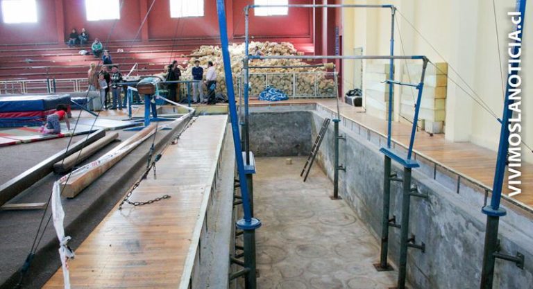 Realizan mantención en gimnasio del Estadio La Granja