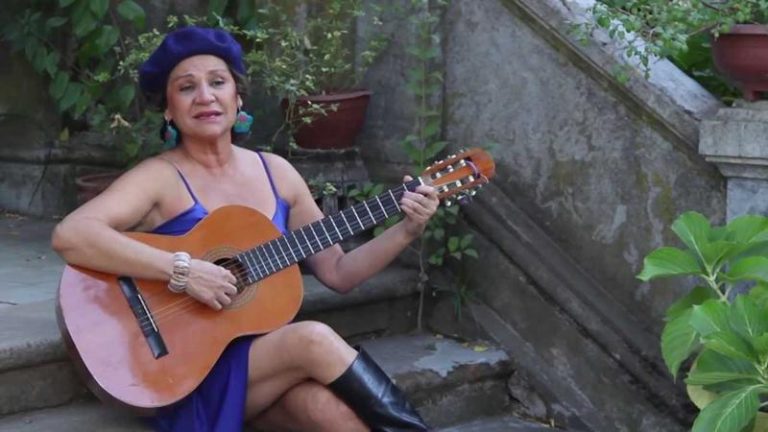 Ondina Lobos se presenta en el Teatro Provincial
